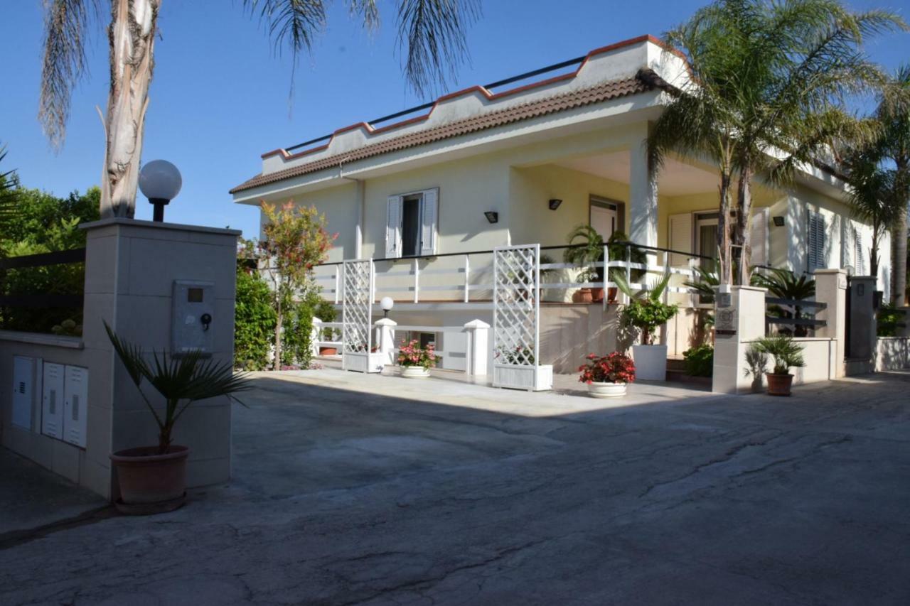 דירות קונברסאנו Dimora Santa Caterina מראה חיצוני תמונה